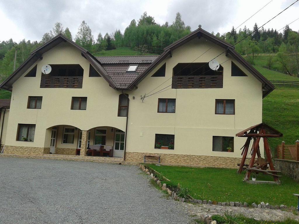 Pensiune Agroturistica Casa Alex Baba Екстер'єр фото